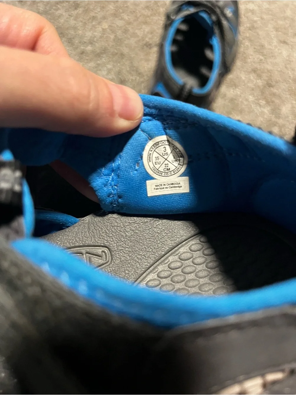 Keen durable closed